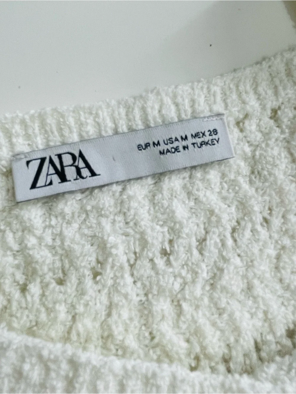 Zara Contrast Knit Crop Top White Eyelet Size Medium